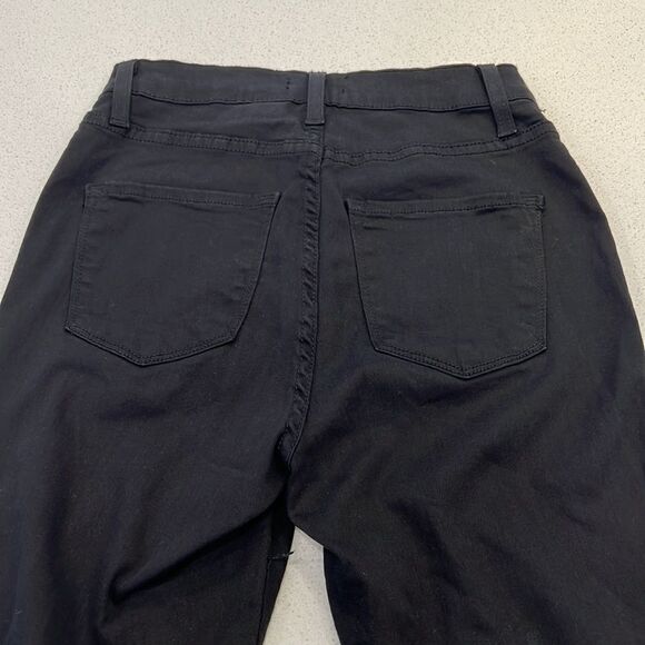 Fashion Nova Distressed Jeans - Picture 8 of 8